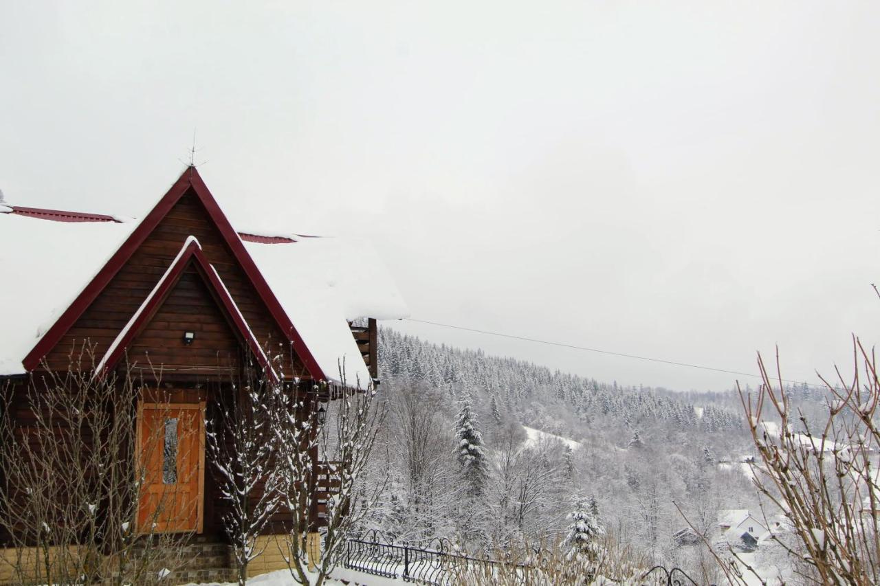 Cottage "Karpatske Shale" Jaremtsche Exterior foto